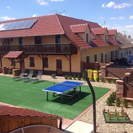 U Jeraba - Komplex B Horni Vestonice